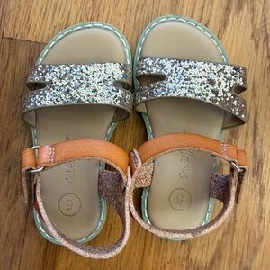 Cat & Jack Silver Glitter and Brown Kids Sandals, size 5